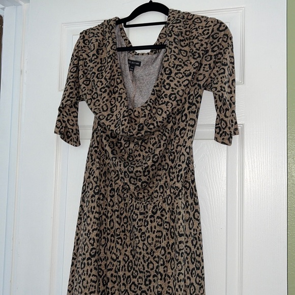 Off the shoulder leopard dress with pockets, stretchy plus size - Picture 6 of 8